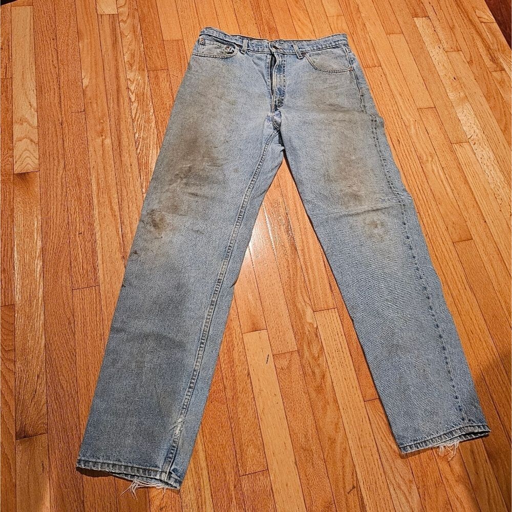 Men's Levi's Relaxed Fit Strait Leg 555 36x34 Distressed/Stained